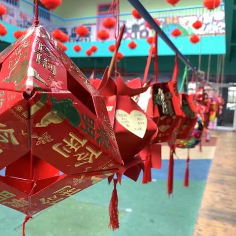 “喜气洋洋挂灯笼 红红火火迎开学”——博兴县实验幼儿园大班级部喜迎开学系列之画心愿 挂灯笼