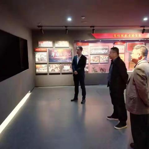 陈纯英副校长一行赴贵州省参加学习贯彻落实党的十九届四中全会精神师资培训班