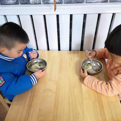 乐乐虎一班快乐的一天