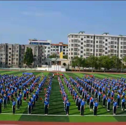 嘉禾五中举办“我和我的祖国”快闪活动