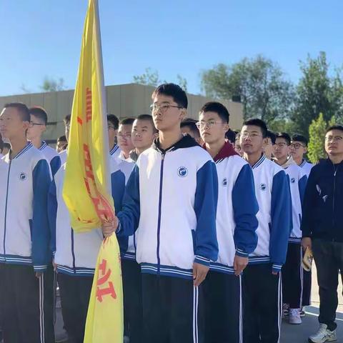 喜迎二十大 运动向未来—德州云天职教升旗仪式