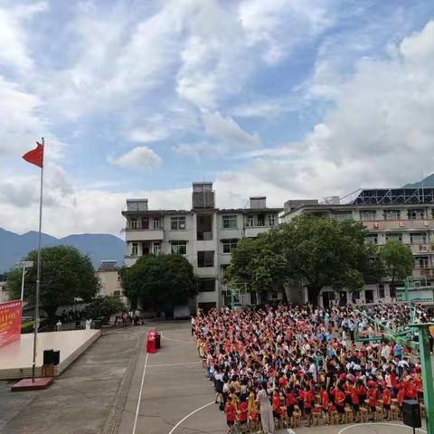 “童心向党•唱支心歌给党听”暨罗坑学校2021年“六•一”文艺汇演
