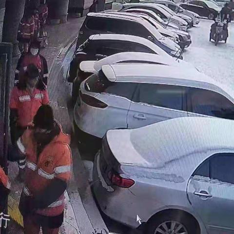 辽宁沈阳皇姑小白楼支行工行驿站为环卫工人服务