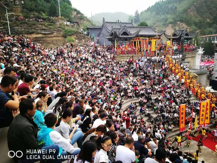 带你黑龙潭逛庙会