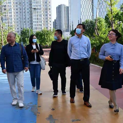 领导视察指方向,鼓足干劲向前行