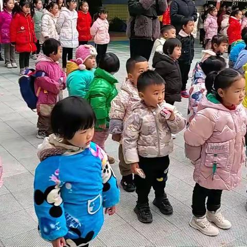 隆昌市迎祥中心幼儿园小班               第三周