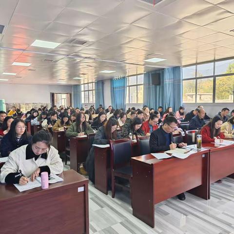 精准赋能    名师领航