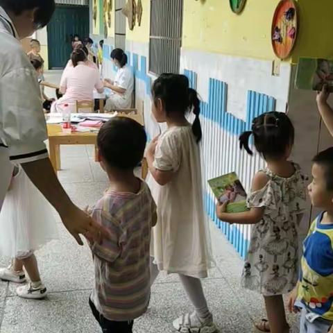 宝宝健康，我来护航——南市中心幼儿园槐堂园区幼儿体检活动