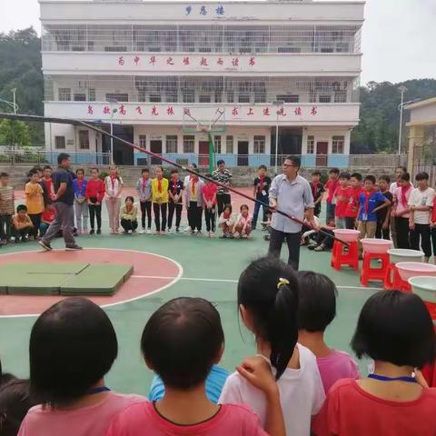 苍梧县岭脚镇丰田小学防溺水应急演练活动