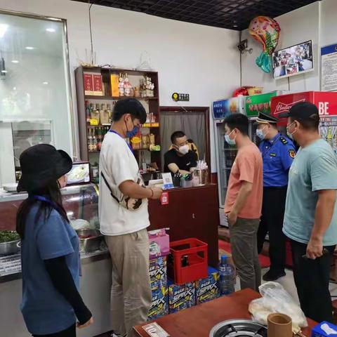 新安路街道开展油烟治理联合执法行动