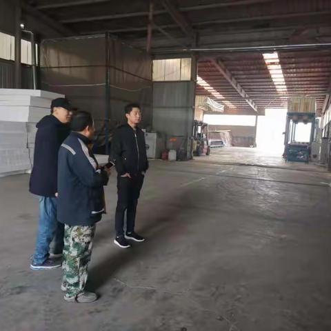 新安办大力推进“三散”整治工作