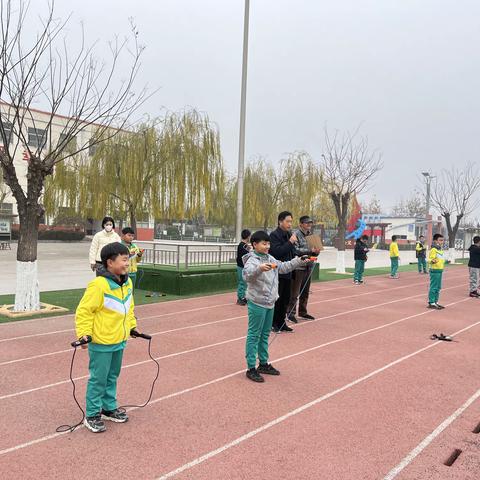 “绳”彩飞扬，相伴成长——夏津胜利希望小学跳绳比赛活动纪实