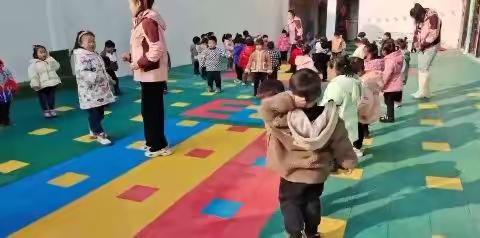 小太阳幼儿园小二班愉快第二周精彩回顾