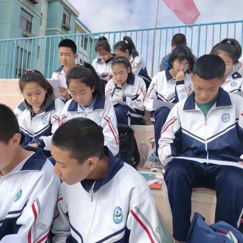 @初二8班 运动会缩影留念