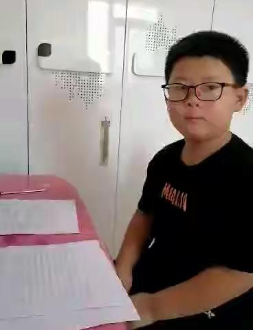 读千年古词，传华夏文明——二五班聊诗活动