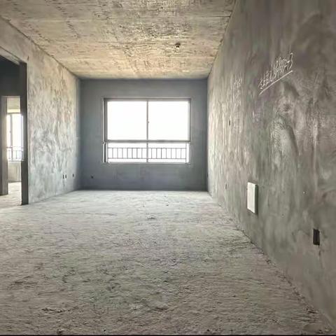 独家！⭐🔑玫瑰园19区！55.8万！车位单算！3-2-1！楼层巴适，朝南！视野好！老证！房东血亏2