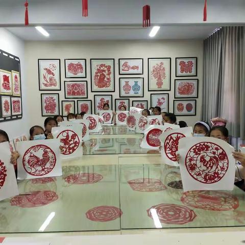 快乐剪纸、放飞梦想一一锡市实验二校剪纸社团