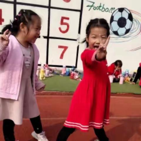 实验小学幼儿园“爱在线上，暖心陪伴”5月5日大班组线上家庭教育指导活动