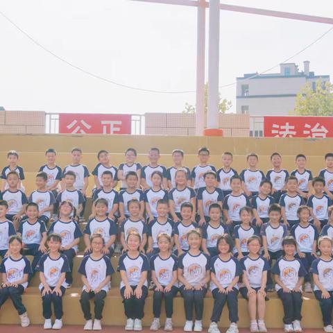 长郡云龙实验学校2022年下学期X1902班第三周成长速递