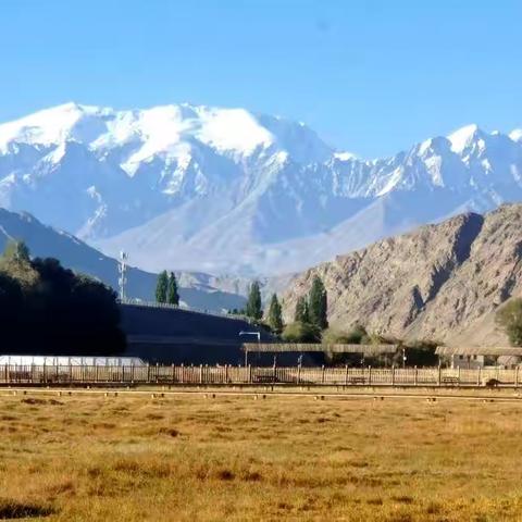 老汉营大西北梦幻之旅 二十站 新疆喀什库尔干塔吉克自治县。