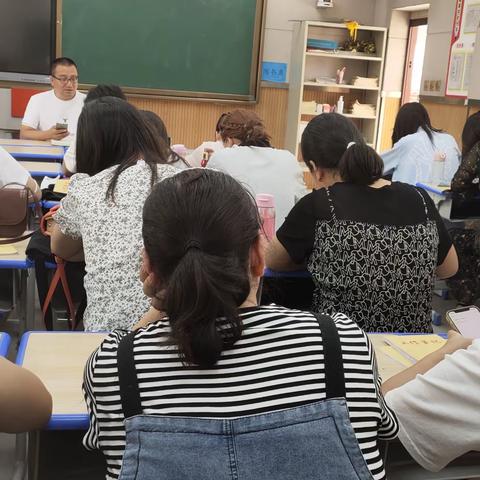 崇皇桑家中心小学开学前疫情防控及核酸检测演练实纪