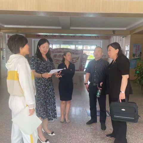 落实五项管理工作 家校共育健康少年——八道小学迎接二道区督导五项管理专项检查