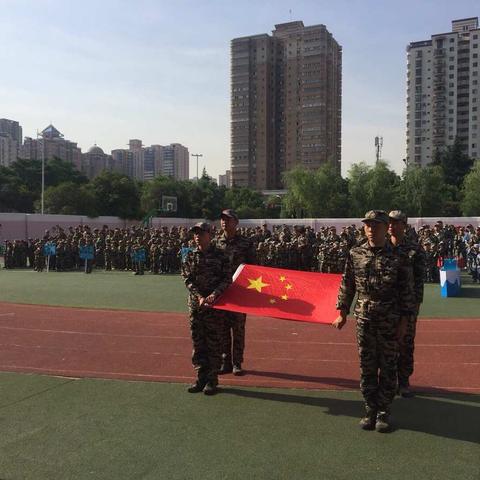 成长树幼儿园“雏鹰起飞”海陆空三军联合演习庆六一亲子活动