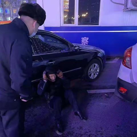 为百姓排忧解难 特警力量在行动