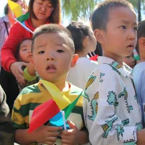 民族团结一家亲，快乐体验伴成长——记旗幼儿园中四班社会实践系列活动