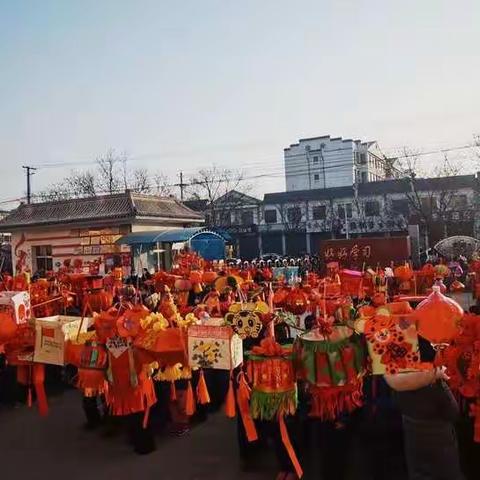 创意灯笼，浓情佳节——土桥镇尹王中心小学“巧做花灯，乐赏灯会”活动