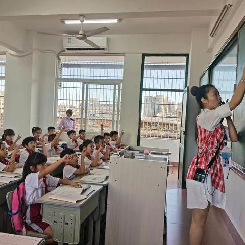 未曾雕琢也成玉，更似琼琚绽风采——海口市西湖实验学校小学语文组新入职教师汇报课