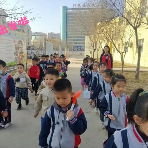 我与小树共成长——南城幼儿园“助学支教”志愿者活动