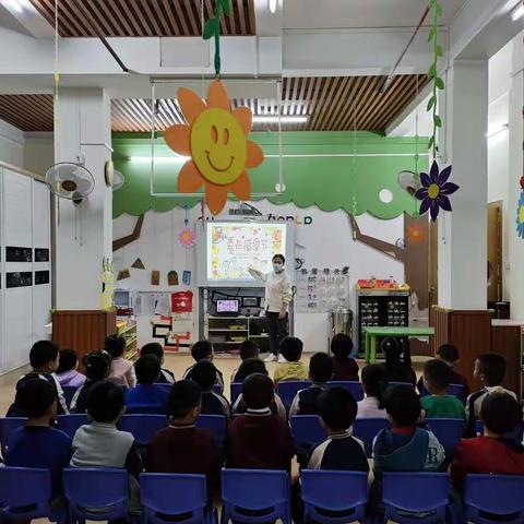 “小小感恩心，浓浓感恩情”