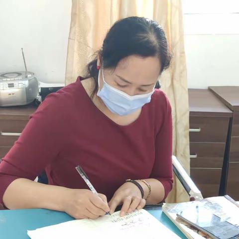 统筹安排教学进度，相互交流提高教学质量——语文组第二周第一次科组活动纪实