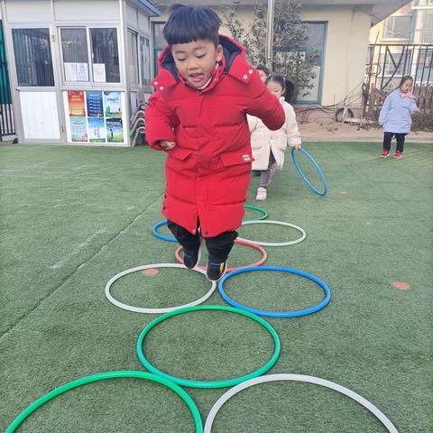 德文幼儿园阳光班晚间播报
