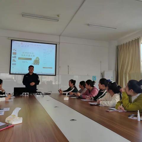 消防安全，防患未“燃”——清平幼儿园消防安全培训活动