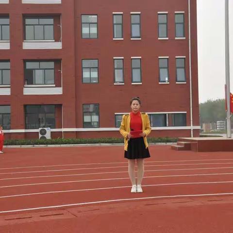 开封市祥符区第二实验小学举行“好习惯伴我成长”主题升旗仪式