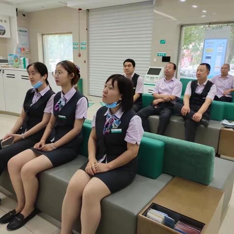 文明礼仪塑形象，优质服务促发展——夏县支行开展文明服务培训