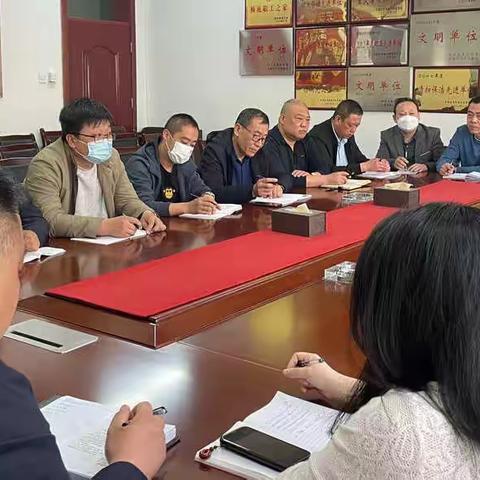 桥西环卫：召开全体会议  传达学习贯彻“三场硬仗”会议精神