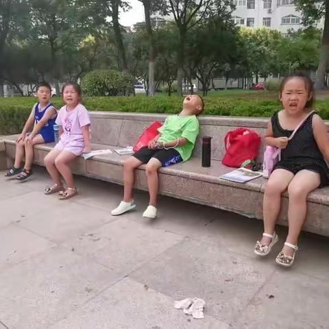 濮阳市油田五小一（1）班盟城小分队暑假阅读纪录片（九）