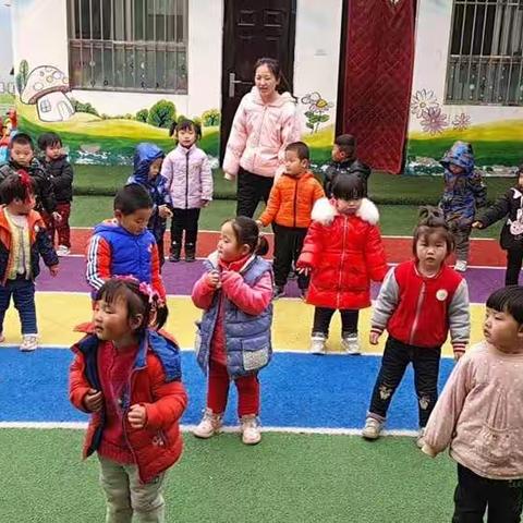 金峪镇东街幼儿园小班第二周生活常态