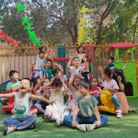 童星伟才幼儿园菠萝班周总结