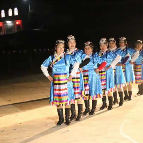 热烈庆祝坪地冲化正月初一民族活动圆满成功