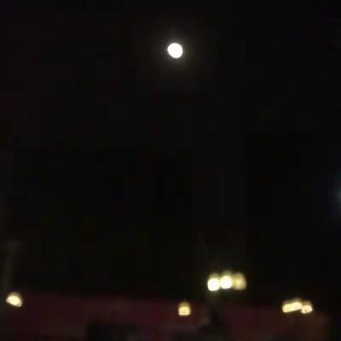 人难常聚月常圆