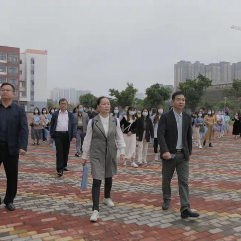 凌云县中等职业技术学校领导老师到北海市中等职业技术学校交流学习