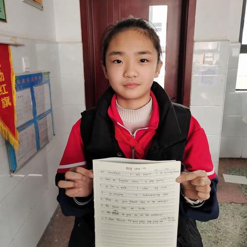 表扬周一提写全对的同学