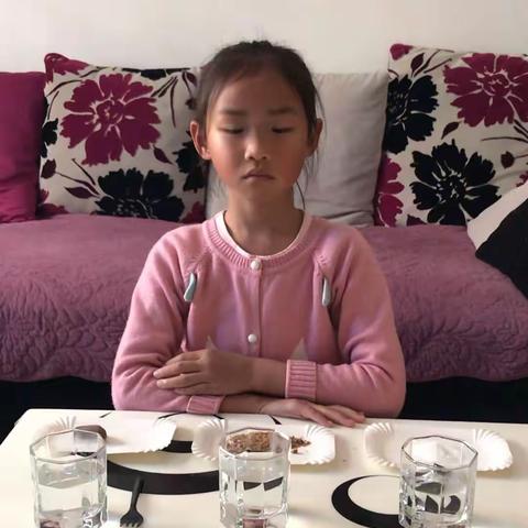 大家好！我是刘英小学109班的叶佩琦！