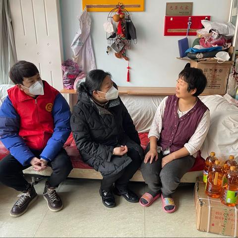 伊美区双拥办开展春节走访慰问支援新疆建设的退役军人家庭活动