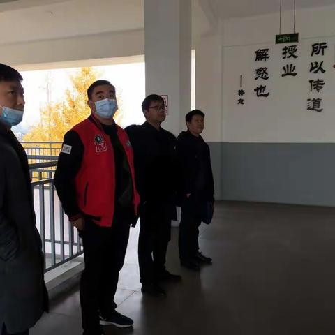 品质顶新  廉洁五福--绵竹市教工委书记、局长刘强到顶新小学指导清廉文化建设工作