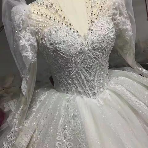 高端品质婚纱需要预定